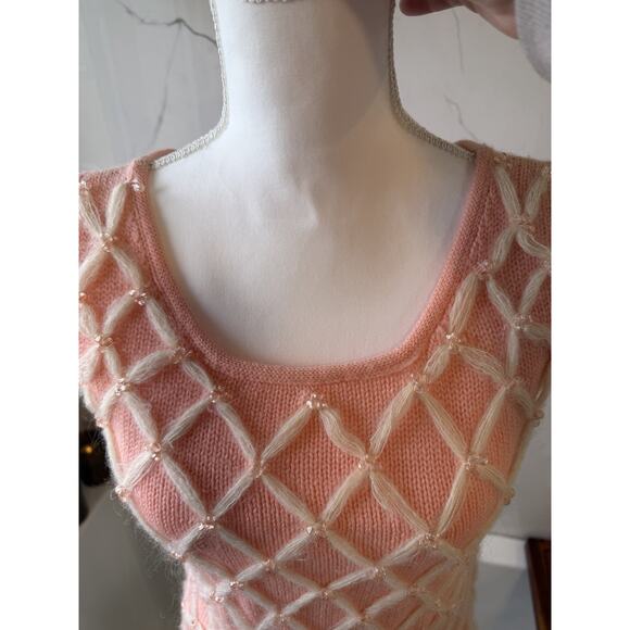 Campus Casuals | Vintage 100% Wool Embroidered Beaded Knit Vest Pink - Small - Picture 2 of 5